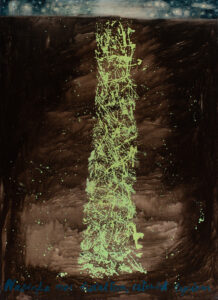Zdjęcie pracy Wojciecha Węgrzyńskiego Wytnij z papieru dwa wróble Nasiąka noc światłem człowiek życiem